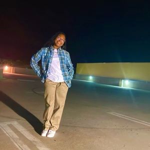 Meet your Posher, Camille